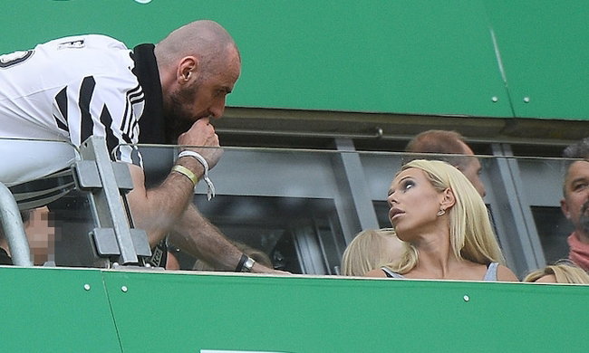 Doda i Marcin Gortat na meczu Juventus Turyn-Lechia Gdańsk