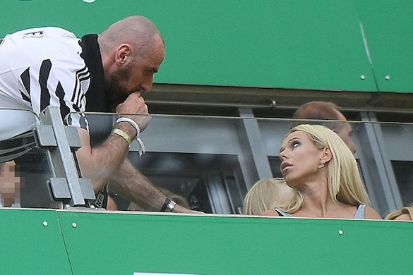 Doda i Marcin Gortat na meczu Juventus Turyn-Lechia Gdańsk