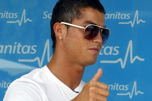 Cristiano Ronaldo pomógł chłopcu po tsunami