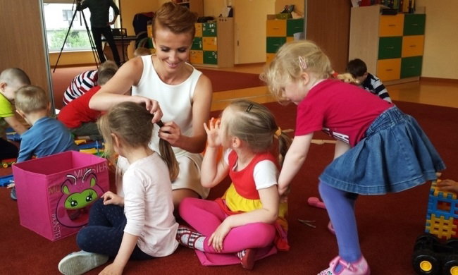 Katarzyna Zielińska została przedszkolanką! Mamy zdjęcia!