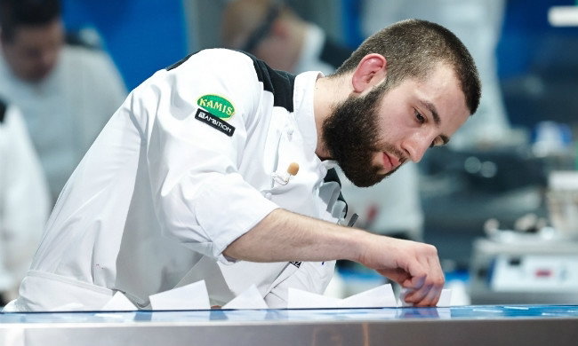Łukasz Kawaller wygrał Hells Kitchen