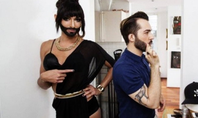 Conchita Wurst z mężem w ich apartamencie. Dom Conchity Wurst