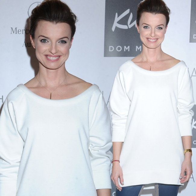 Katarzyna Sokołowska w białym swetrze