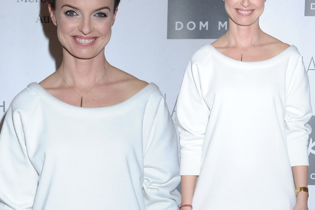 Katarzyna Sokołowska w białym swetrze