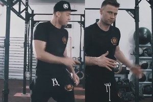 Artur Boruc tańczy