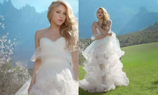Shakira w sukni ślubnej