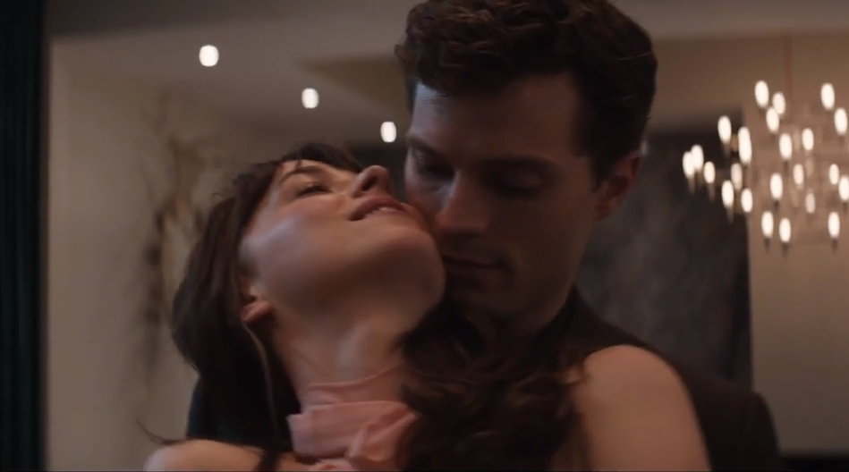 50 twarzy Greya cały film scena seksu stroje