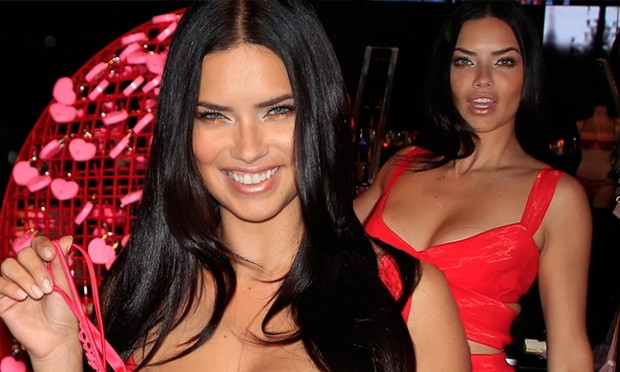 Adriana Lima w sklepie Victoria's Secret