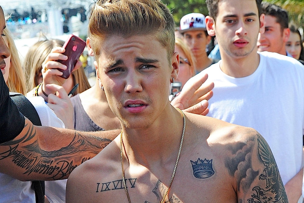 Apel Justina Biebera. Justin Bieber przeprasza fanów