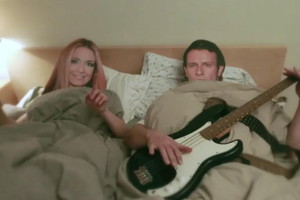 Małgorzata Rozenek i Radosłam Majdan w łóżku. Szymon Majewski video z Majdanem i Rozenek.