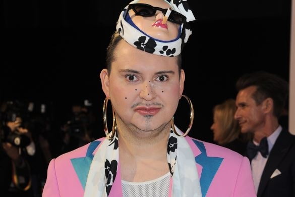 Michał Witkowski szuka partnerki na imprezę
