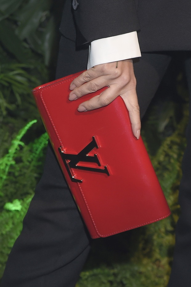 imgHbAAAf-63bc6f2