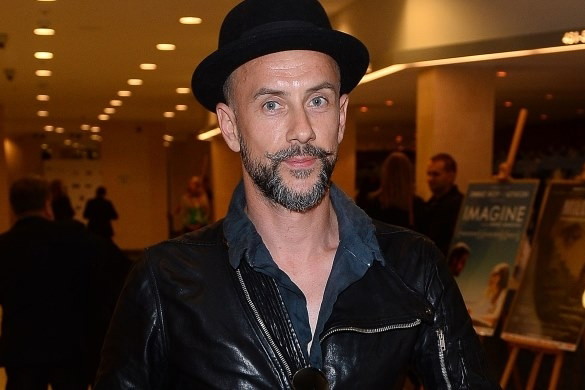 Adam Nergal Darski zrobił sobie zdjęcie z zakonnicą