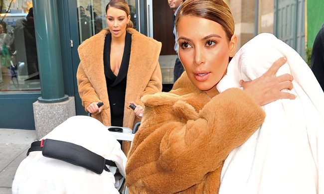 Kim Kardashian z córką North w Nowym Jorku