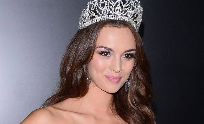Krupińska w "Shape" o szansach na koronę Miss Universe