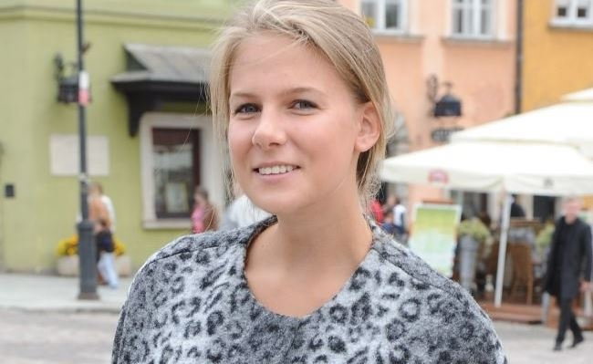 Wierzbicka traktuje biustonosz jak torebkę