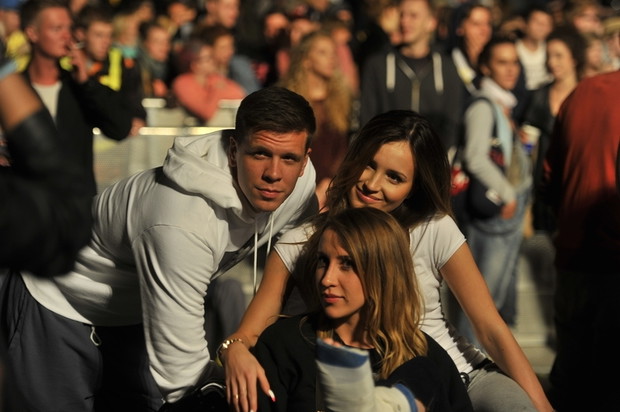 img9DJ3I7-9776771