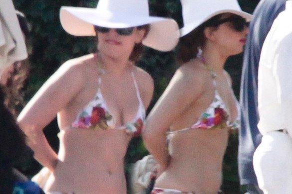 Szczupła Lady Gaga w bikini