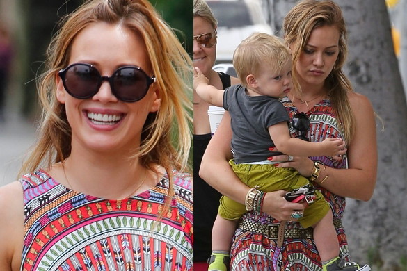 Śliczna Hilary Duff na spacerze z synkiem