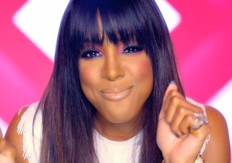 Kelly Rowland "Kisses Down Low"
