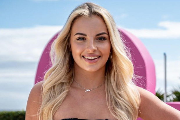 Julia z Love Island 7 pokazała swojego ukochanego. Posypały się komentarze4
