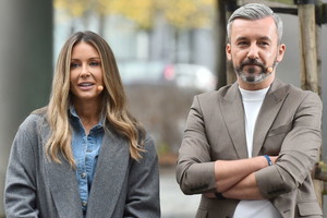 Małgorzata Rozenek i Krzysztof Skórzyński pod studiem Dzień Dobry TVN