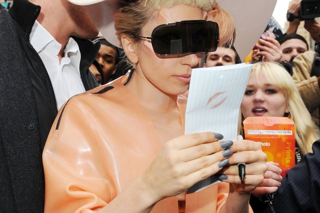 allONS_XPOSURE_LADY_GAGA-10-8