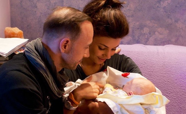 Wodzianka i Nergal z dzieckiem