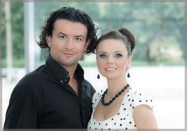 Krystian Adam i Justyna Reczeniedi - głosy projektu Co-Opera