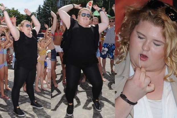 Weronika Grycan tańczy na plaży
