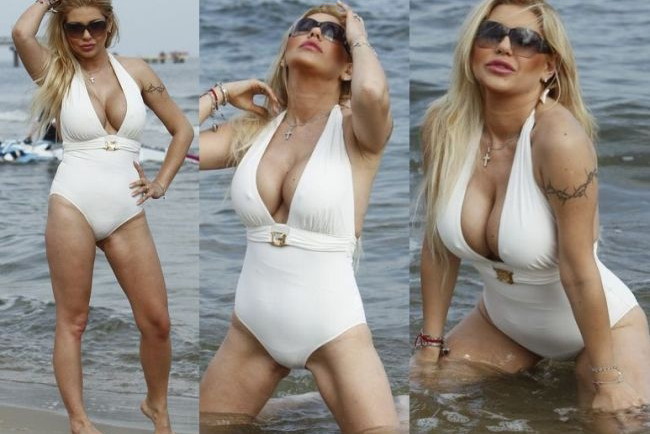 Iwona Węgrowska na plaży na Festiwalu Gwiazd w Międzyzdrojach
