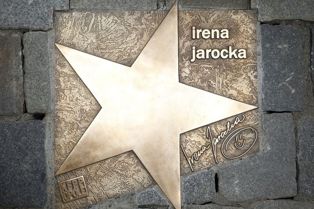 imgYEsKw1-ea03926