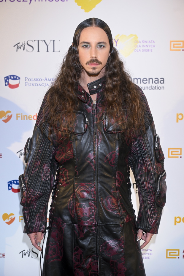 Michał Szpak na gali Gwiazdy Dobroczynności