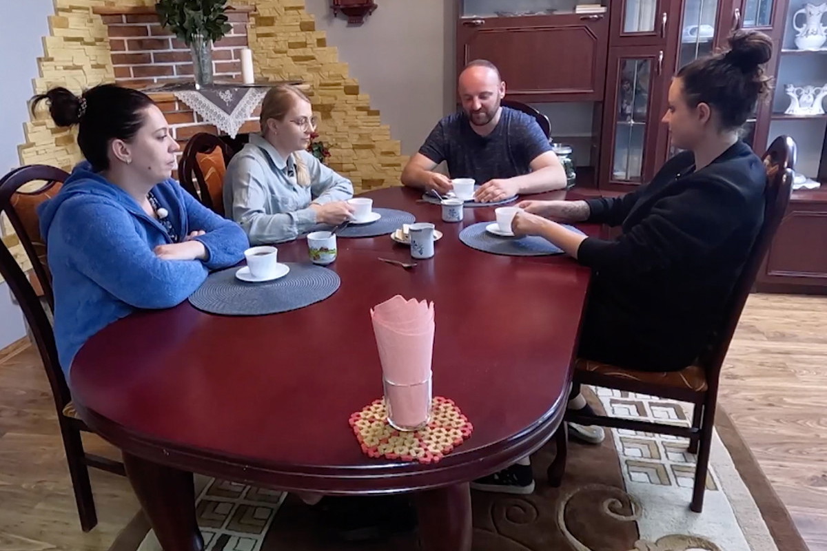 Rolnik szuka żony 9: Tomasz R. z ciężarną Klaudią i innymi dziewczynami