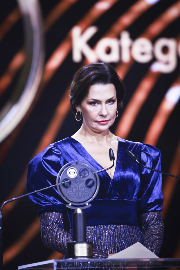 Anna Popek