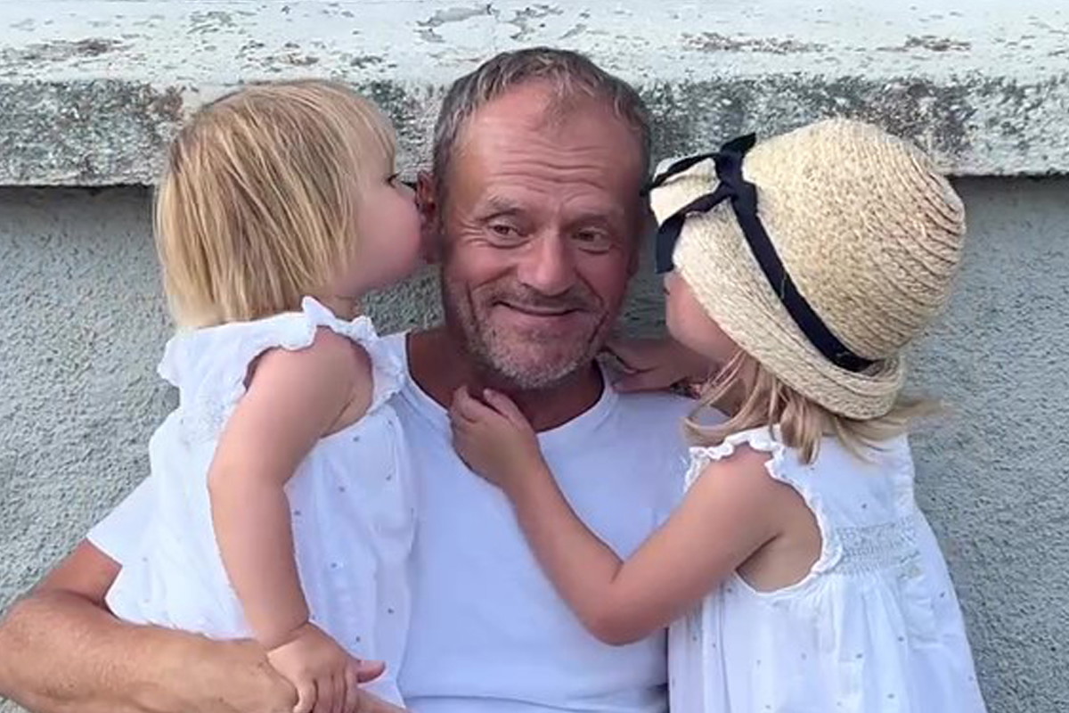 Donald Tusk z wnuczkami