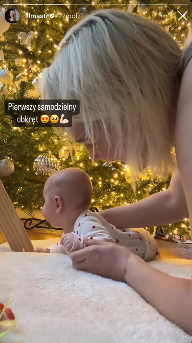 Lil Masti z córeczką
