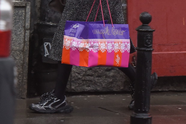 Agnieszka Woźniak-Starak w sneakersach Balenciaga za 4 tys zł