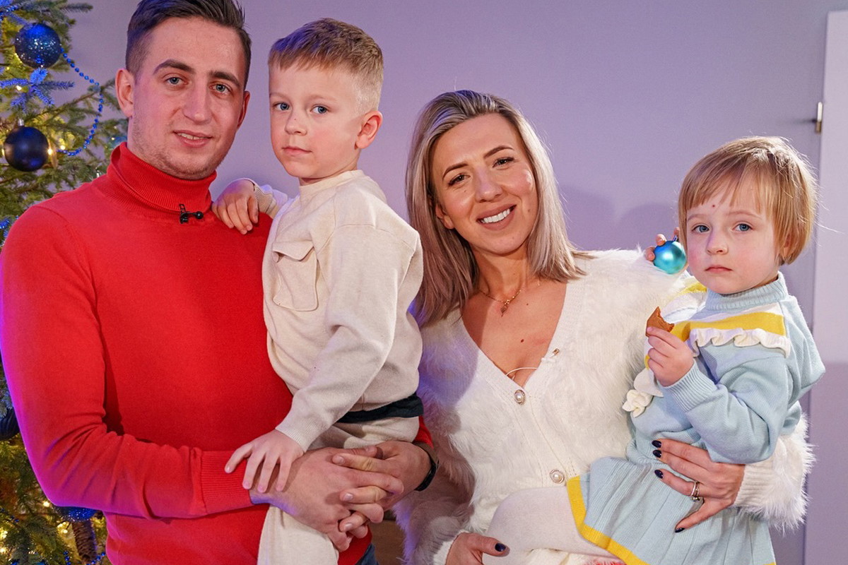 Małgosia i Paweł Borysewiczowie z dziećmi w Rolnik szuka żony