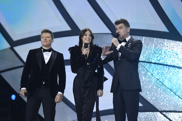 Tomasz Kammel. Izabella Krzan i Rafał Brzozowski na Sylwestrze TVP