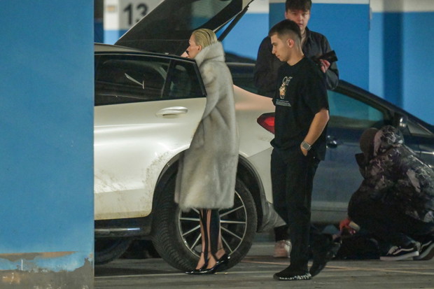 Wersow i Friz na parkingu