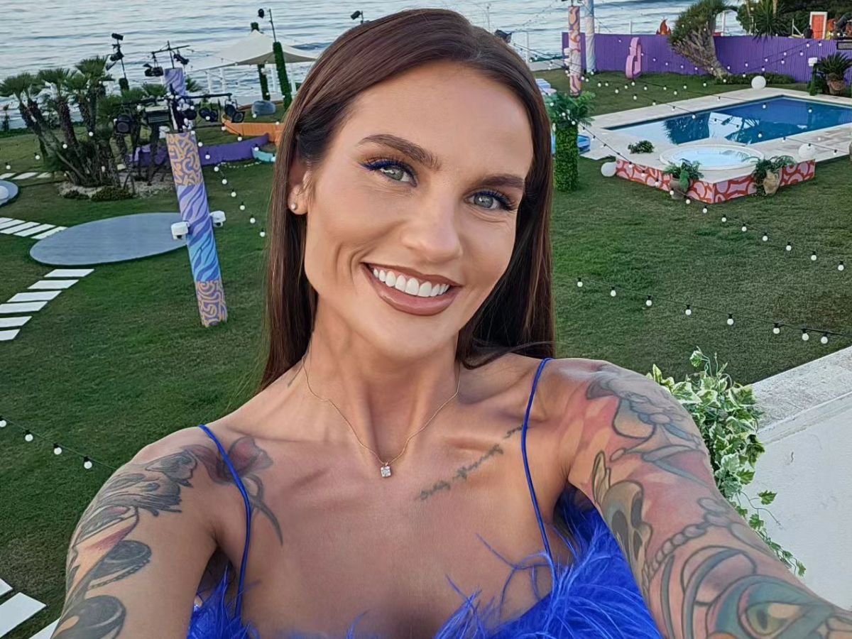 Karolina Gilon Karolina Gilon pokazała partnerapartnera(14)