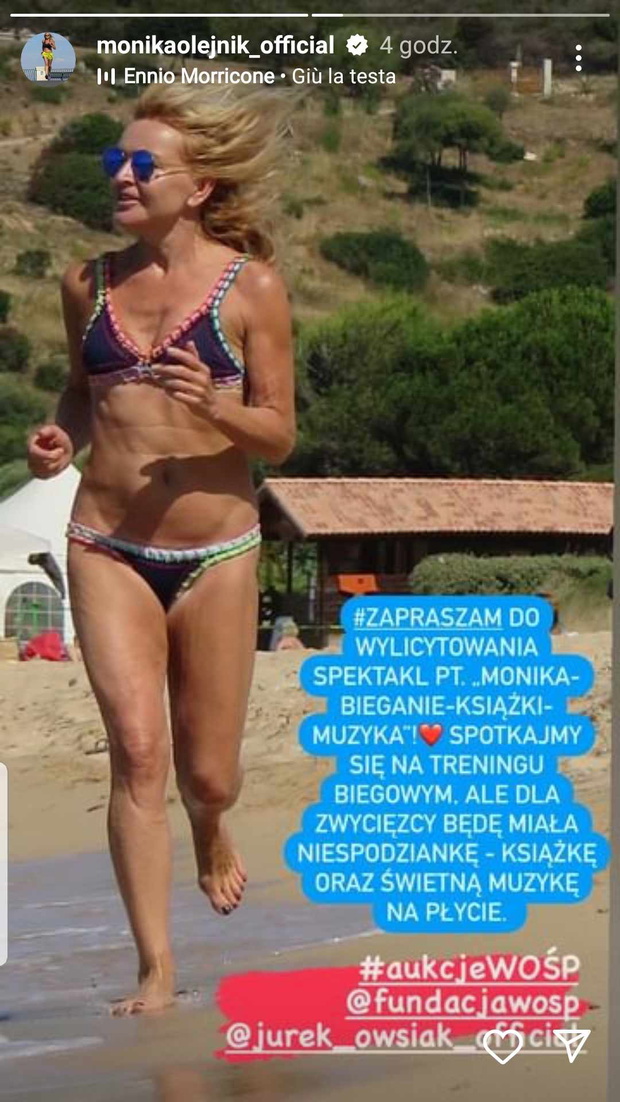 Monika Olejnik w kostiumie kąpielowym