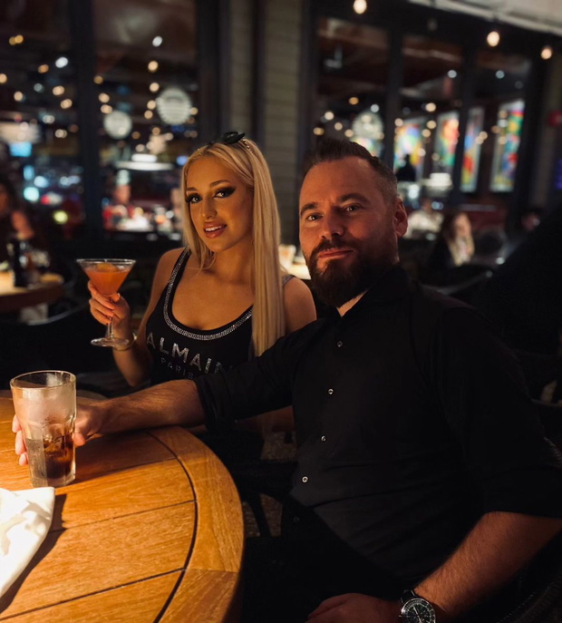 Krzysztof Stanowski, Caroline Derpienski