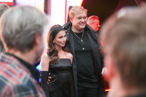 Roksana Wegiel i Kevin Mglej na premierze filmu "Emma i czarny jaguar"