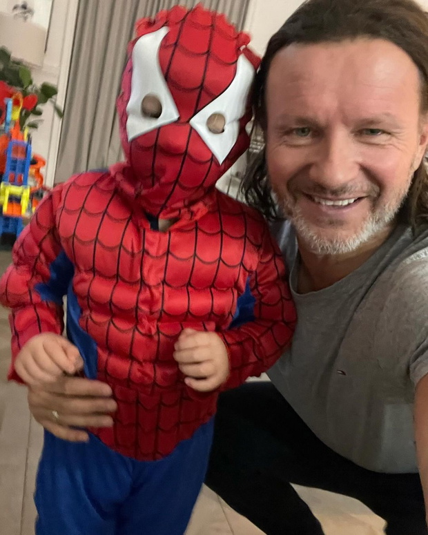 Henio Majdan stroje na karnawał spideman