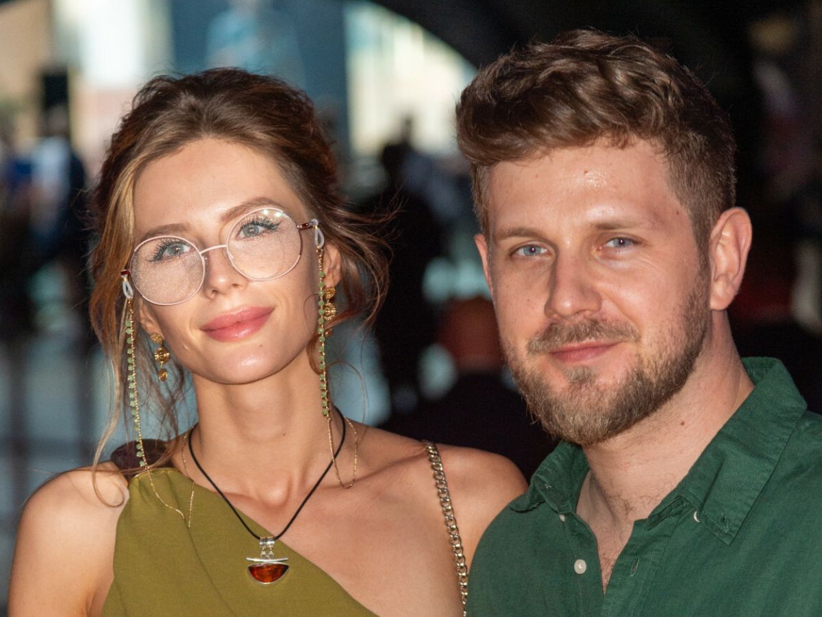 Antoni Królikowski pokazał zdjęcie z partnerką, a fani patrzą na jeden szczegół