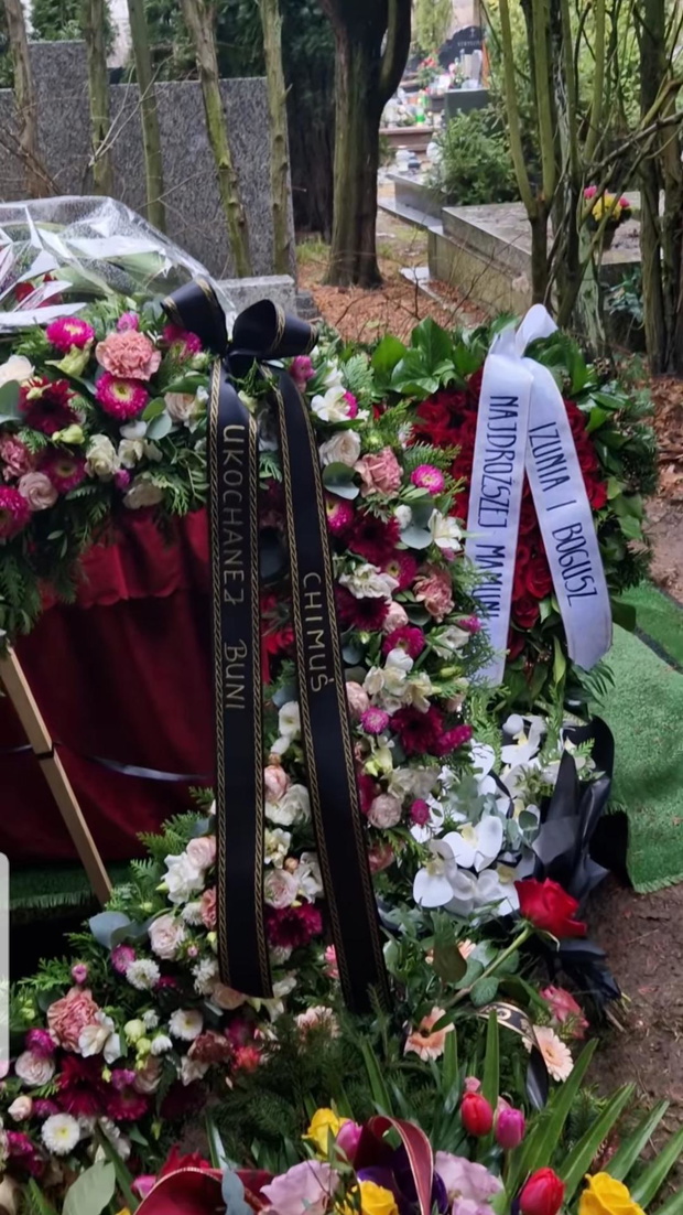 Iza Zeiske pokazała kadry z pogrzebu mamy