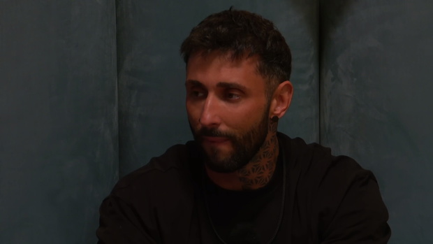 Dan z Love Island
