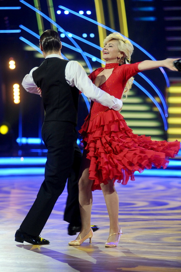 Beata Olga Kowalska zatańczyła tango do piosenki Italo disco